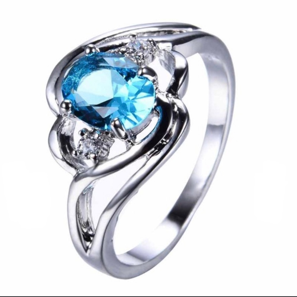 NEW | Sea Blue Oval Cut Crystal Ring